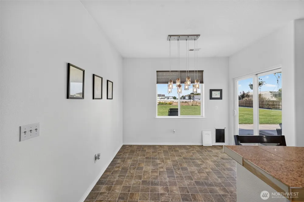 10244 Road 5.8 NE Moses Lake, WA 98837