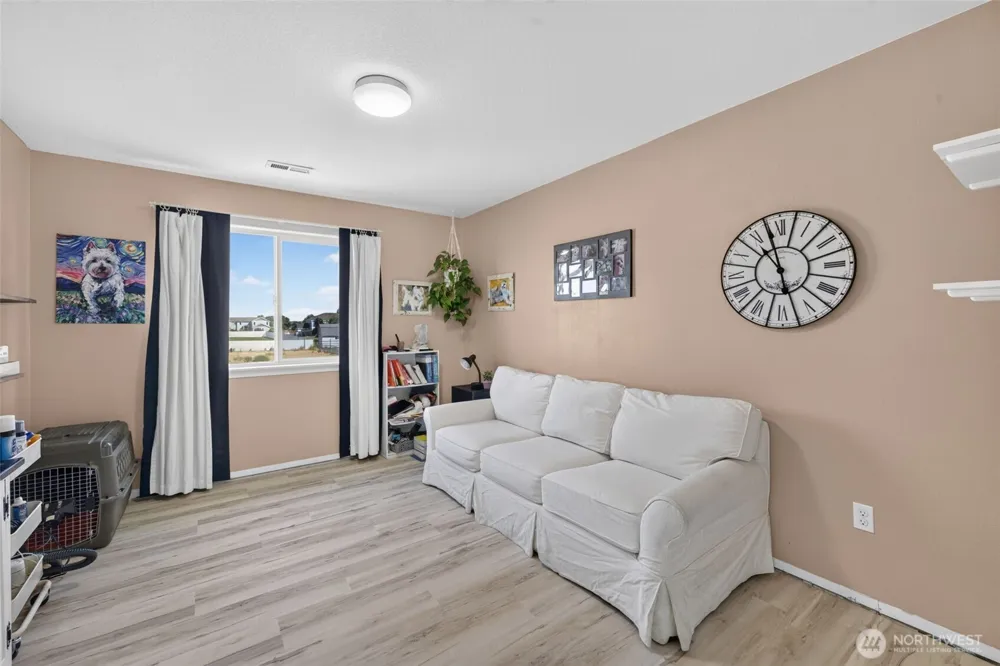 10244 Road 5.8 NE Moses Lake, WA 98837