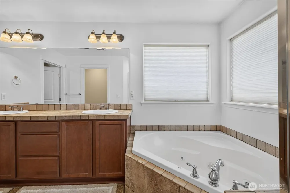 10244 Road 5.8 NE Moses Lake, WA 98837
