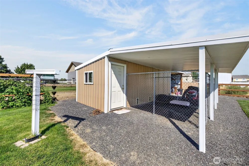 10244 Road 5.8 NE Moses Lake, WA 98837