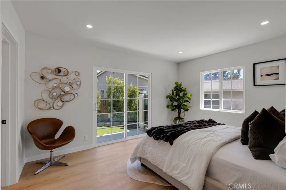 13131 Crewe Street North Hollywood, CA 91605