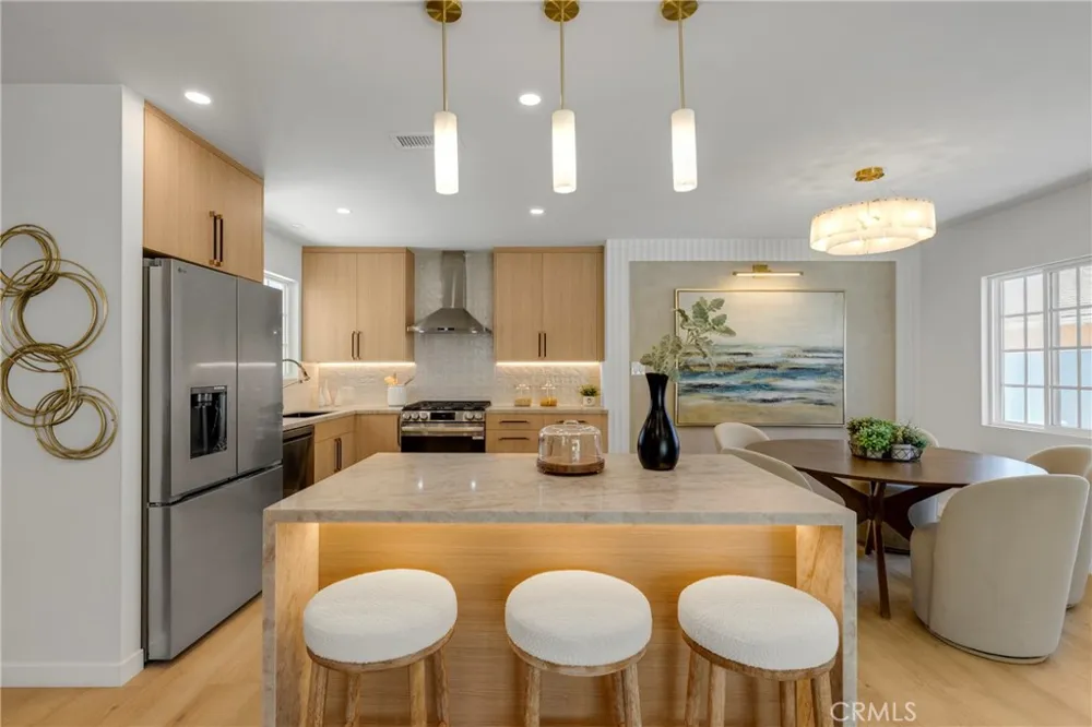 13131 Crewe Street North Hollywood, CA 91605
