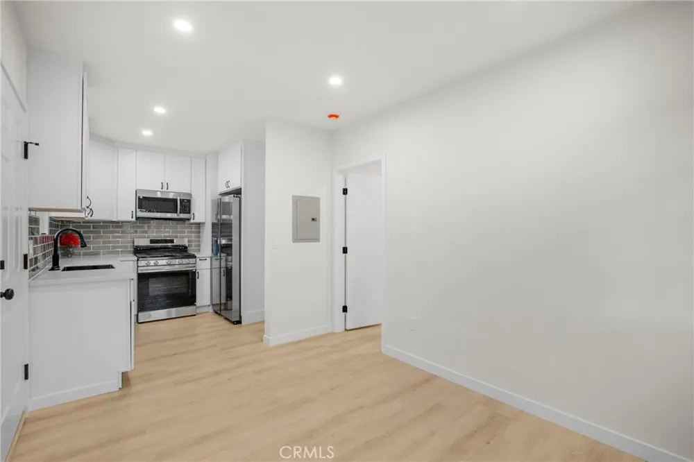 13131 Crewe Street North Hollywood, CA 91605