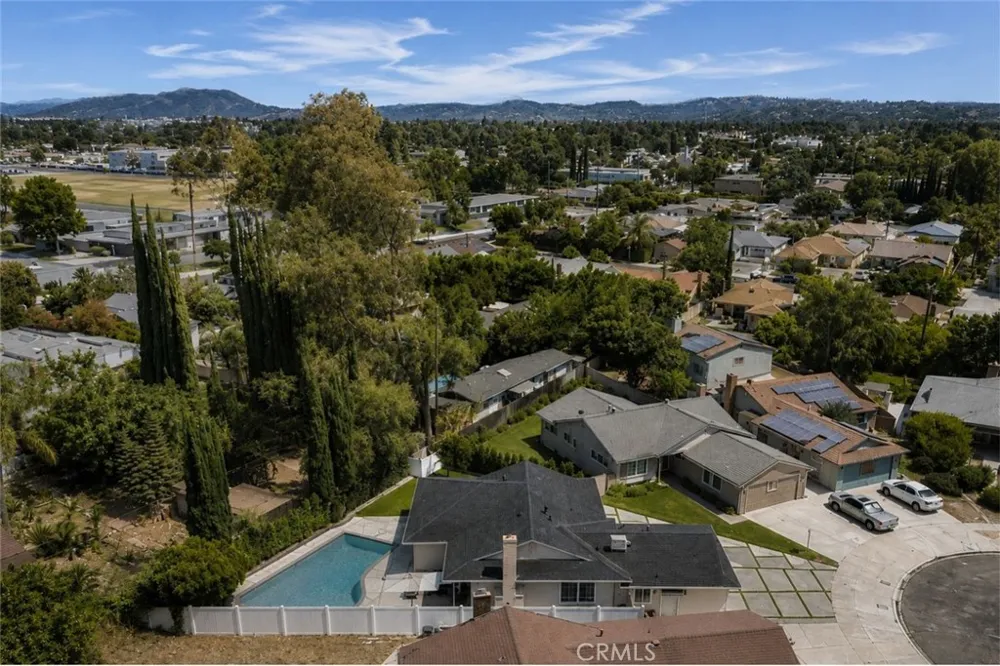 13131 Crewe Street North Hollywood, CA 91605