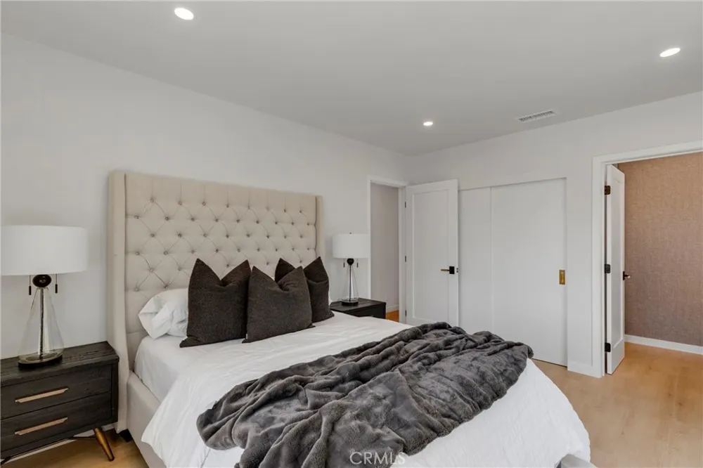 13131 Crewe Street North Hollywood, CA 91605
