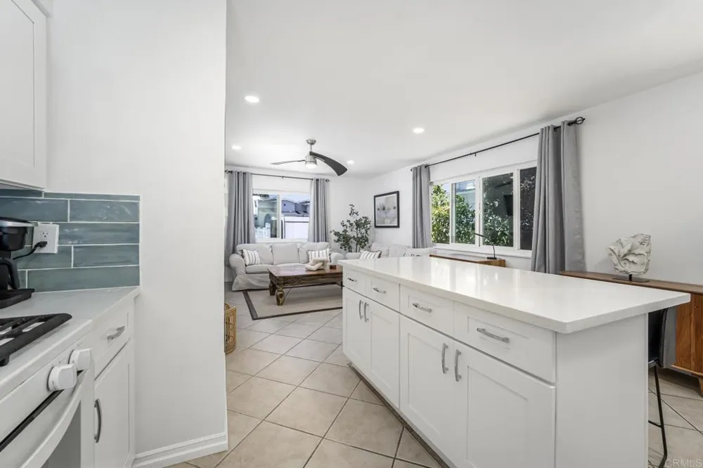 3360 Garfield Street #C Carlsbad, CA 92008