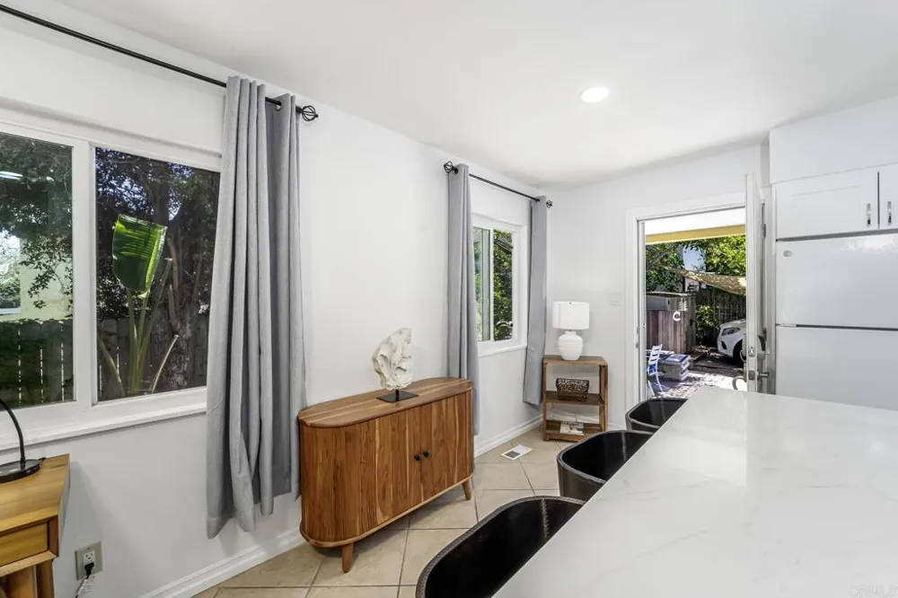3360 Garfield Street #C Carlsbad, CA 92008