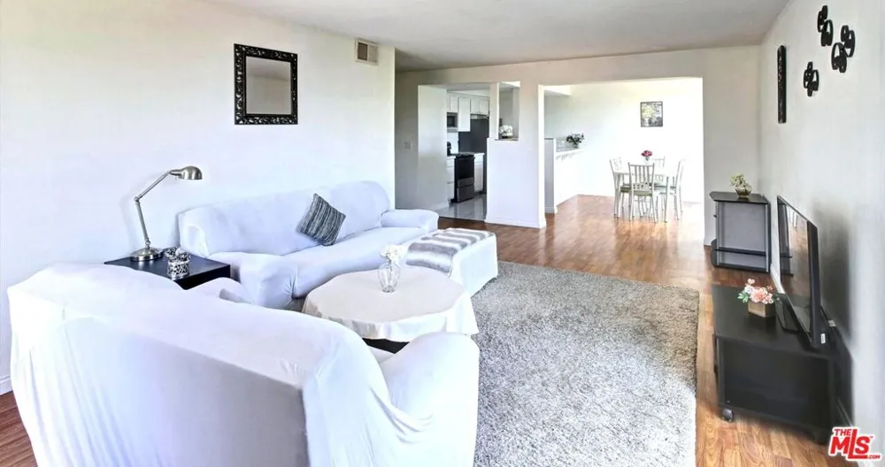 911 Kings Road #310 West Hollywood, CA 90069