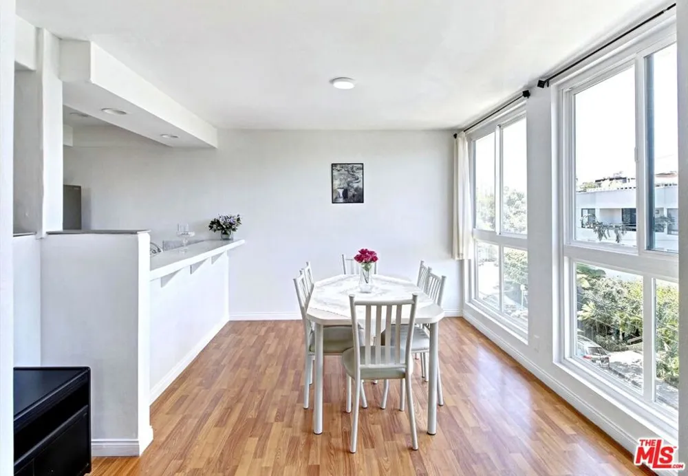 911 Kings Road #310 West Hollywood, CA 90069