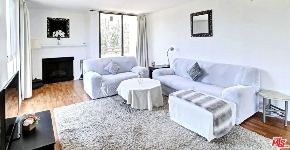 911 Kings Road #310 West Hollywood, CA 90069