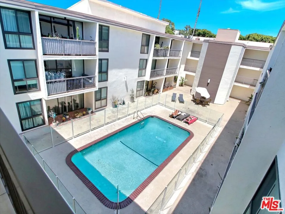 911 Kings Road #310 West Hollywood, CA 90069