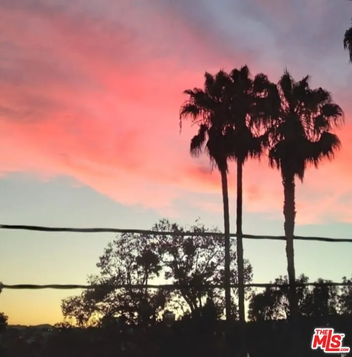 911 Kings Road #310 West Hollywood, CA 90069