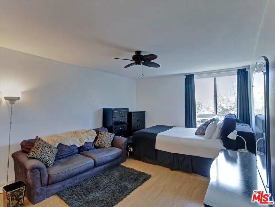 911 Kings Road #310 West Hollywood, CA 90069