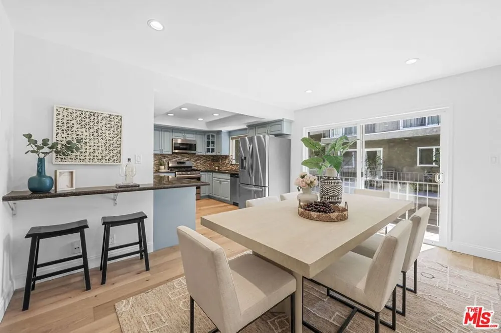 2844 Avenel Street Los Angeles, CA 90039