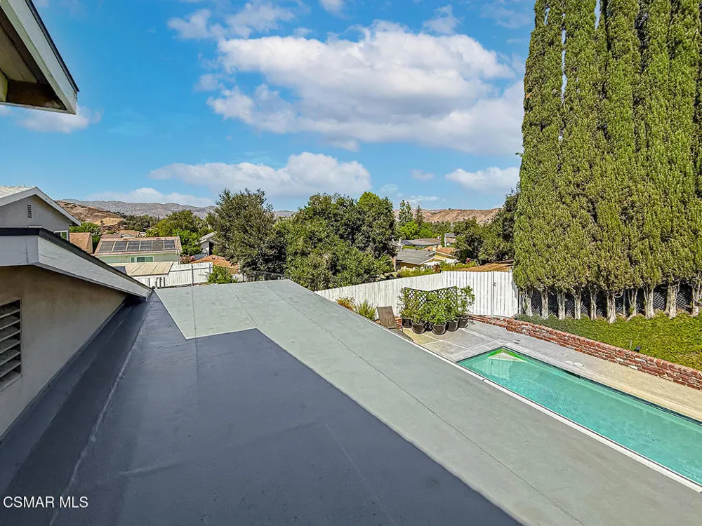 5410 Sunvalley Court Agoura Hills, CA 91301