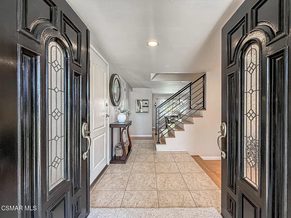 5410 Sunvalley Court Agoura Hills, CA 91301