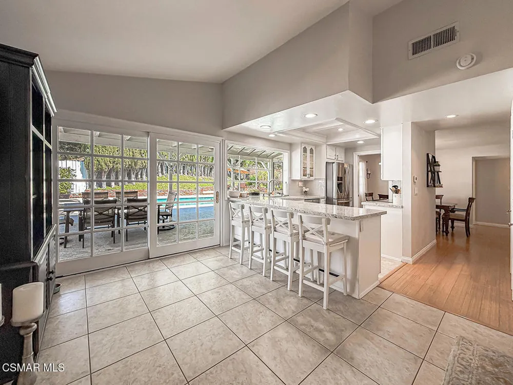 5410 Sunvalley Court Agoura Hills, CA 91301