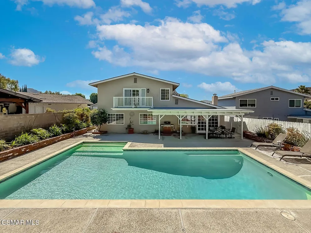 5410 Sunvalley Court Agoura Hills, CA 91301