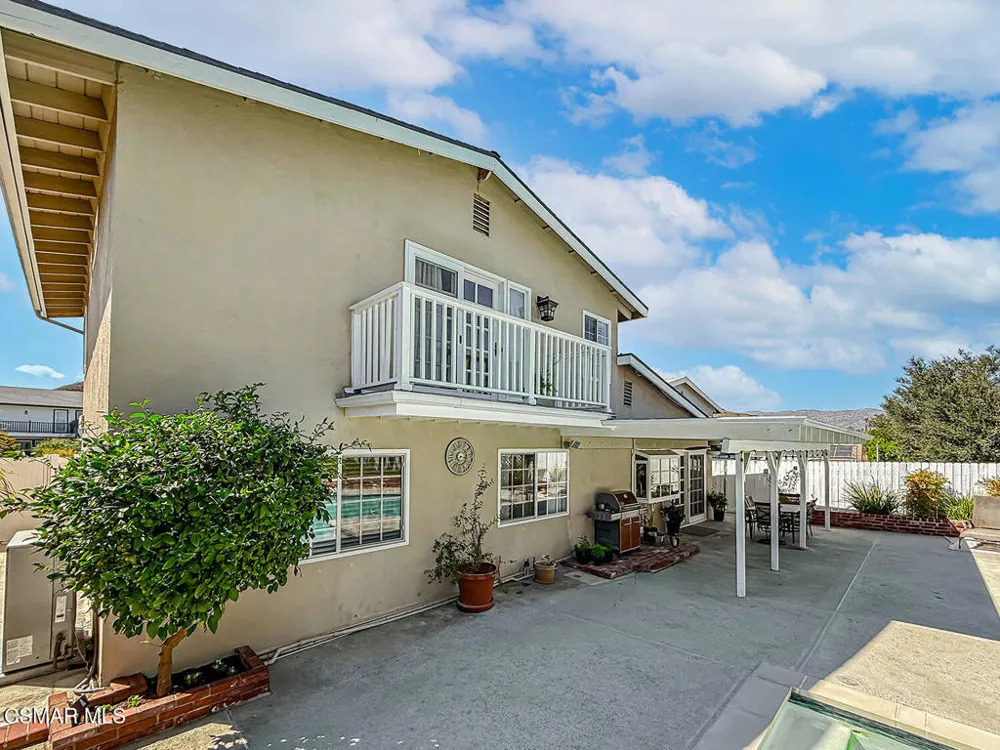 5410 Sunvalley Court Agoura Hills, CA 91301