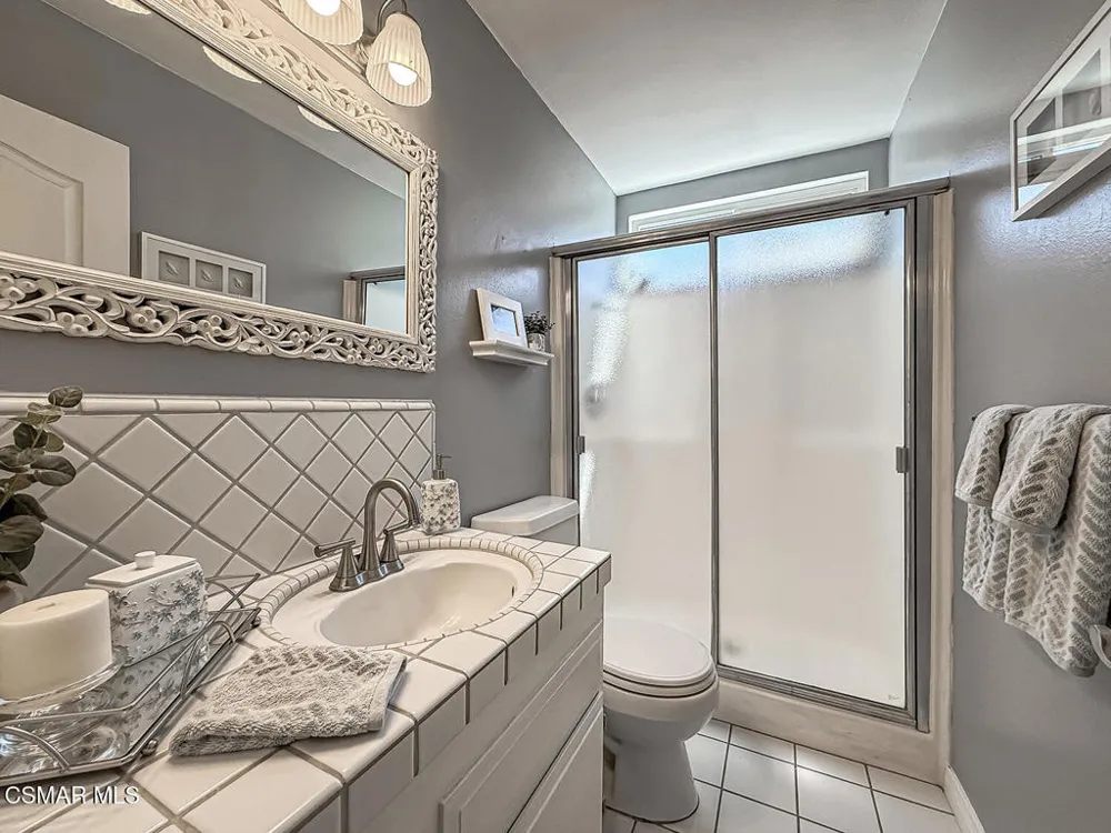 5410 Sunvalley Court Agoura Hills, CA 91301