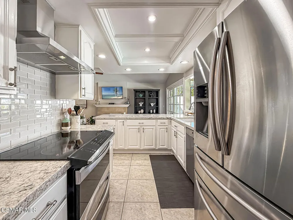 5410 Sunvalley Court Agoura Hills, CA 91301