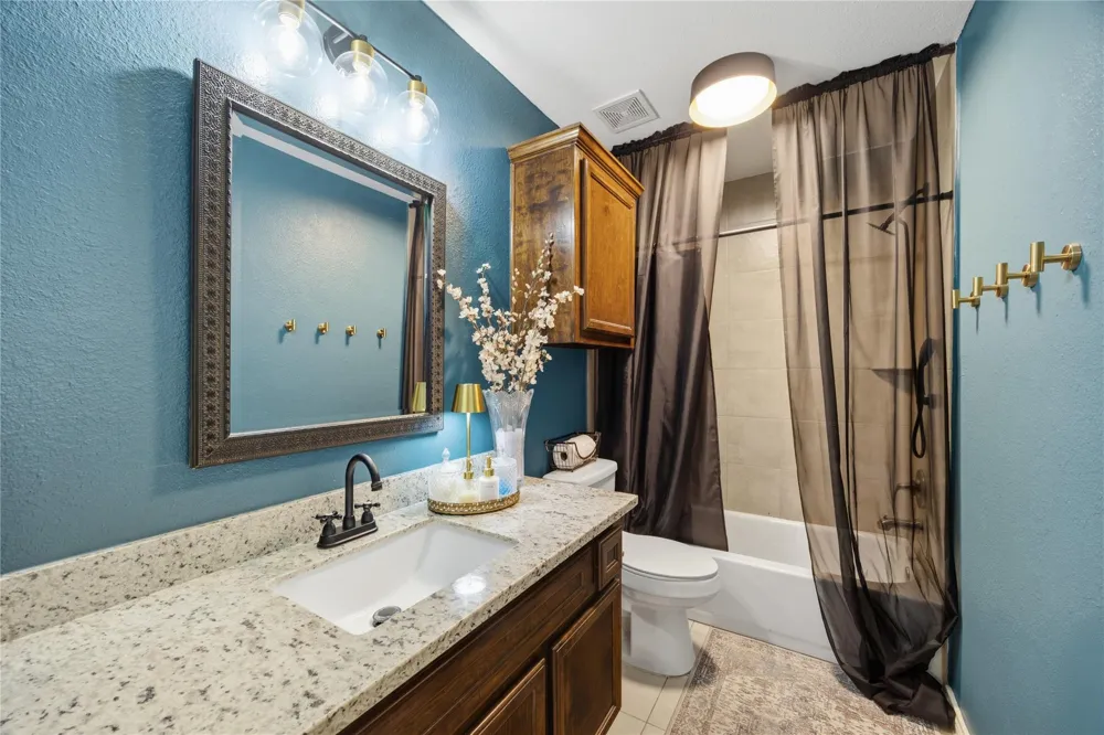 15914 Castaway Court Crosby, TX 77532