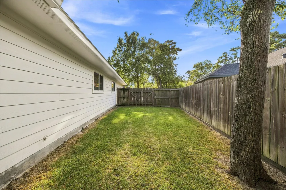 15914 Castaway Court Crosby, TX 77532