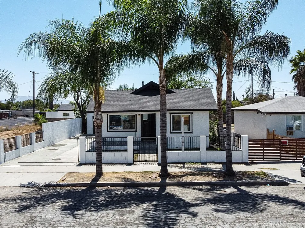 1331 W 11th San Bernardino, CA 92411