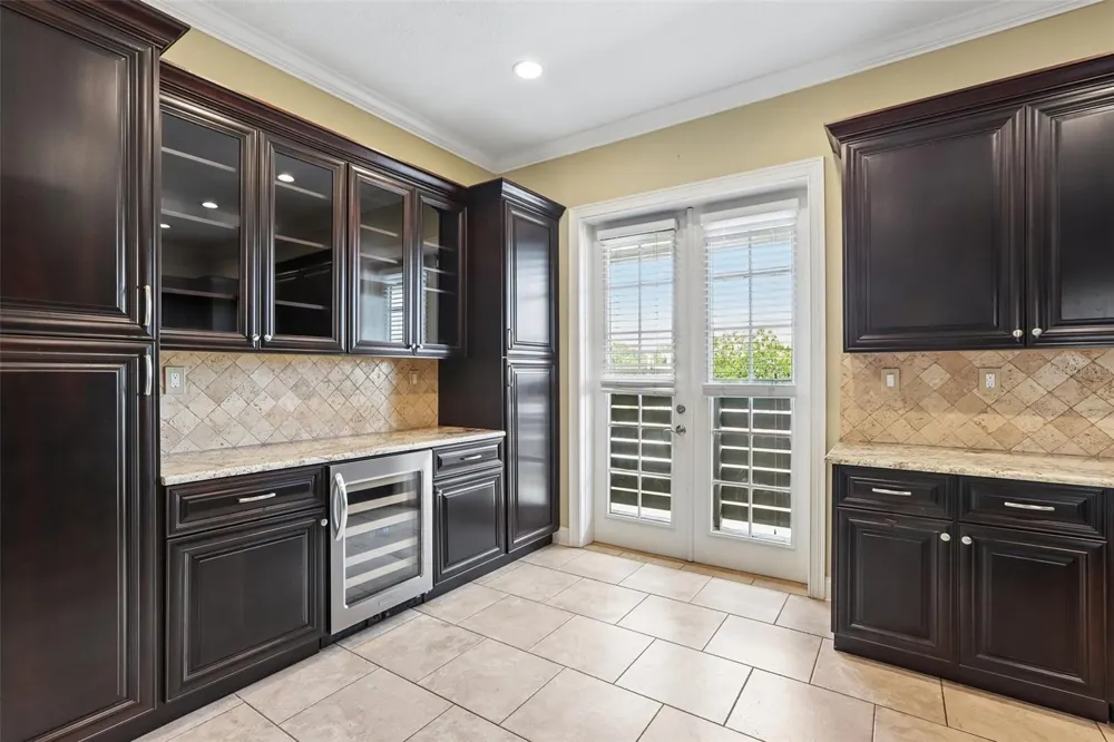1008 S MOODY AVENUE #3 Tampa, FL 33629