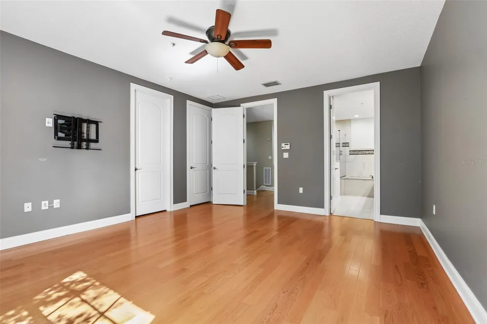 1008 S MOODY AVENUE #3 Tampa, FL 33629
