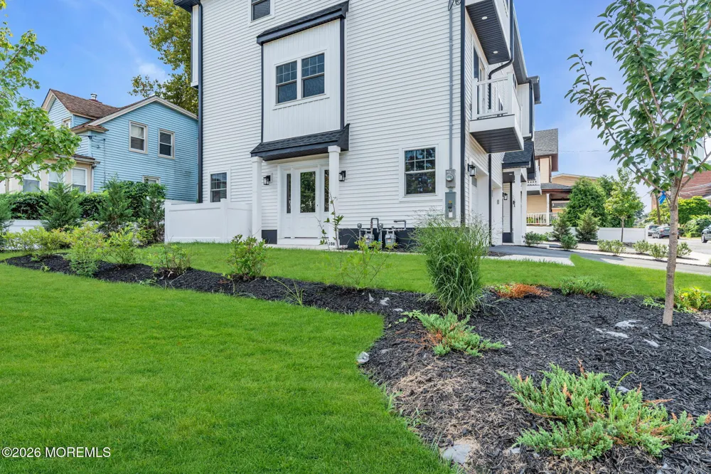 108 Broad Street #B Keyport, NJ 07735