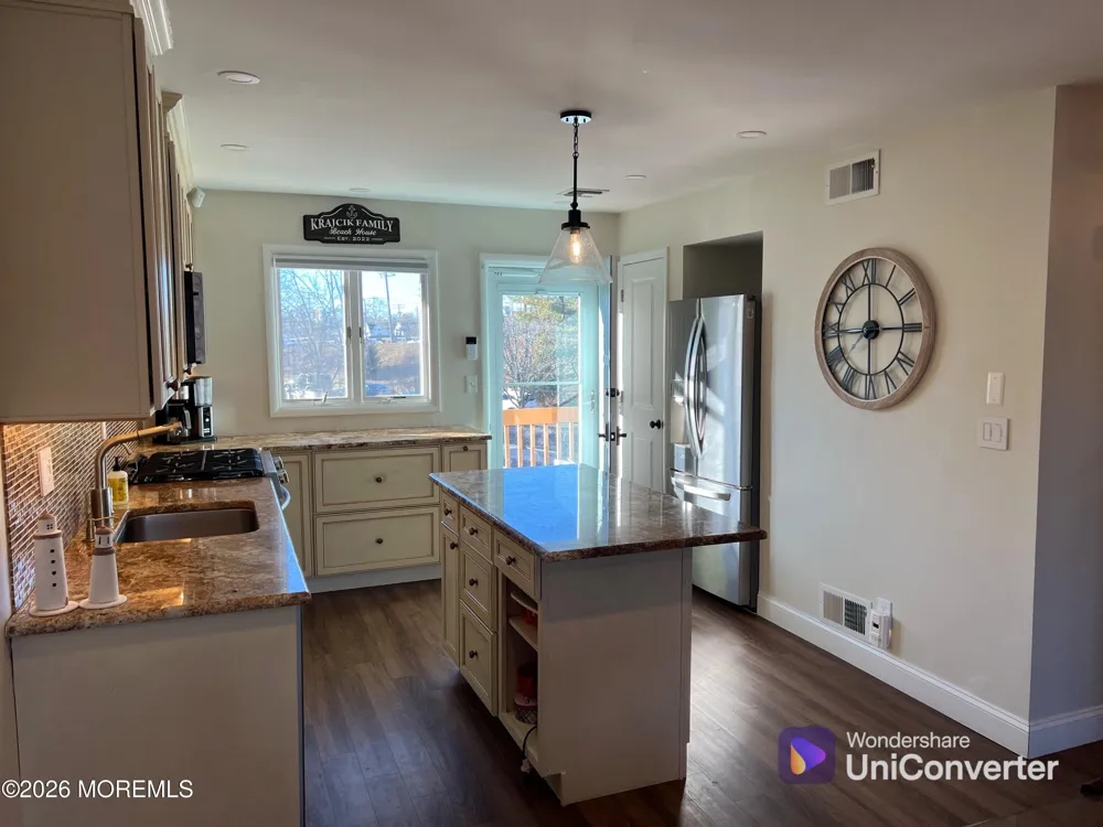 8 Intercoastal Way Point Pleasant, NJ 08742
