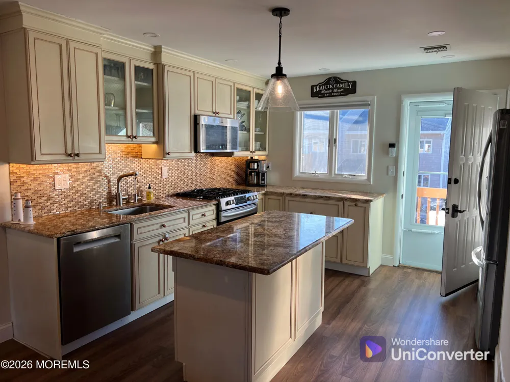 8 Intercoastal Way Point Pleasant, NJ 08742
