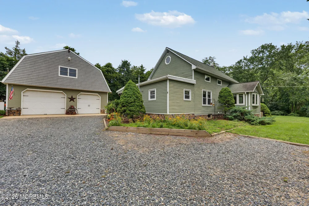 2 Woodruff Road New Egypt, NJ 08533