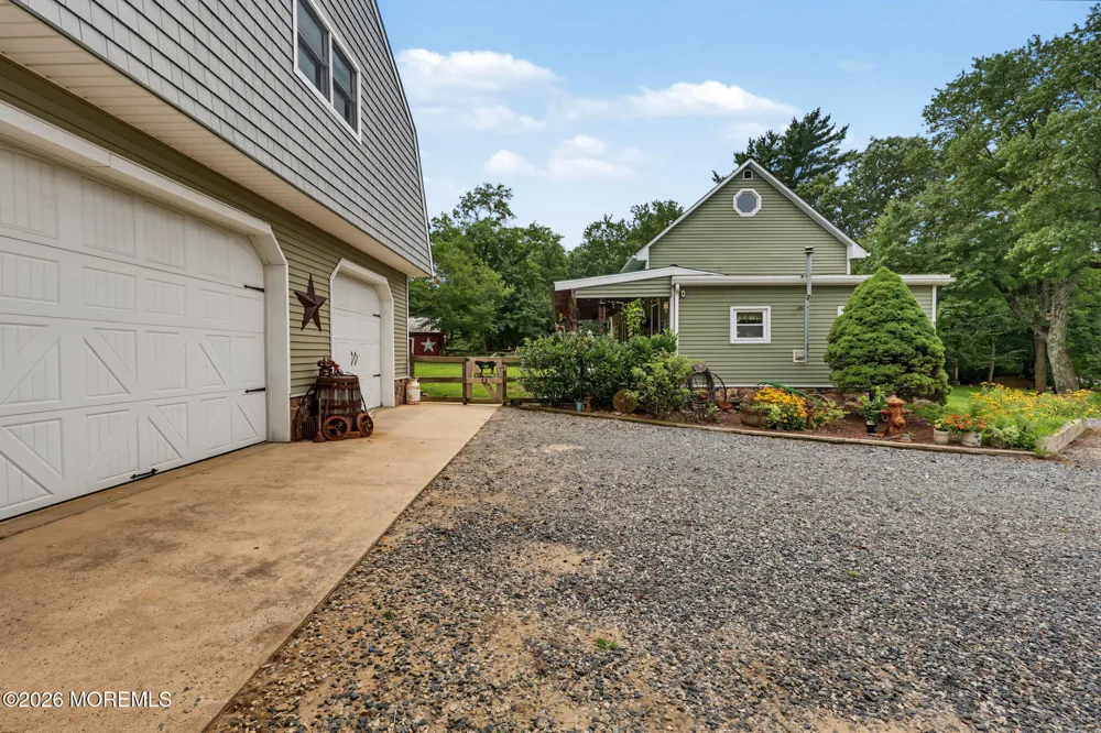 2 Woodruff Road New Egypt, NJ 08533