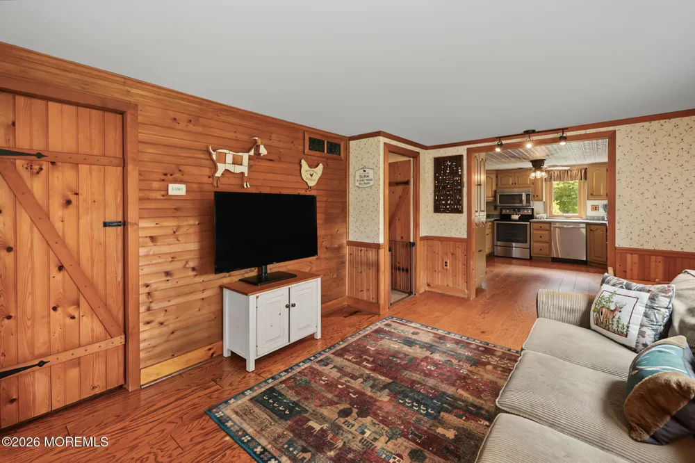 2 Woodruff Road New Egypt, NJ 08533