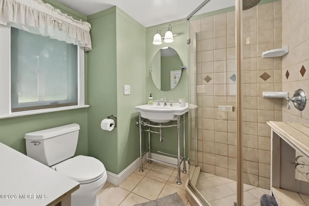 2 Woodruff Road New Egypt, NJ 08533
