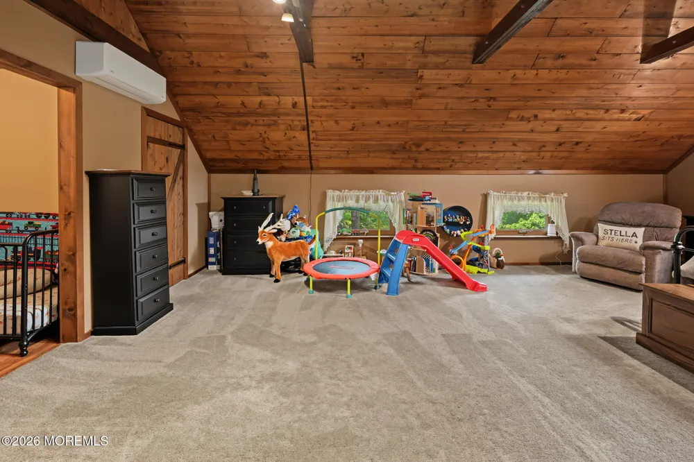 2 Woodruff Road New Egypt, NJ 08533