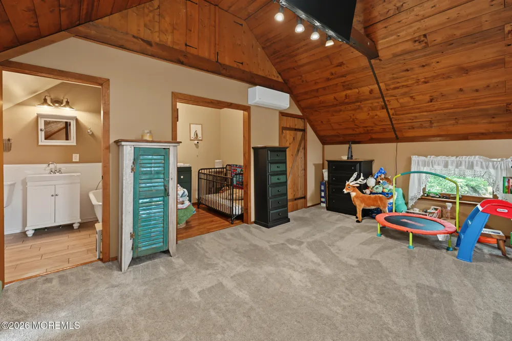 2 Woodruff Road New Egypt, NJ 08533