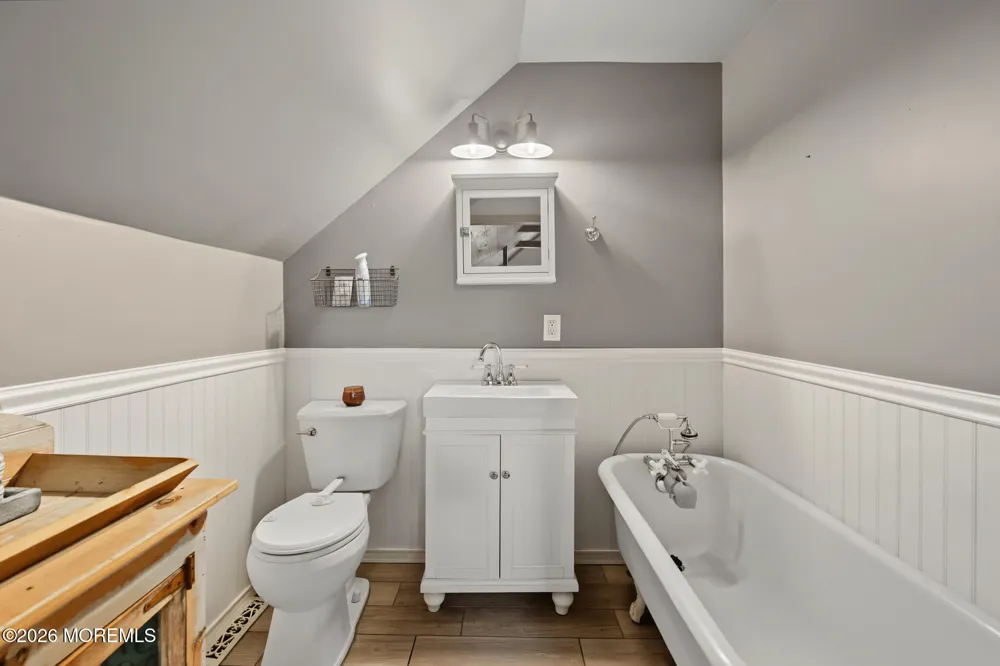 2 Woodruff Road New Egypt, NJ 08533