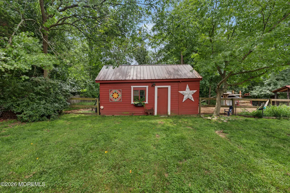 2 Woodruff Road New Egypt, NJ 08533