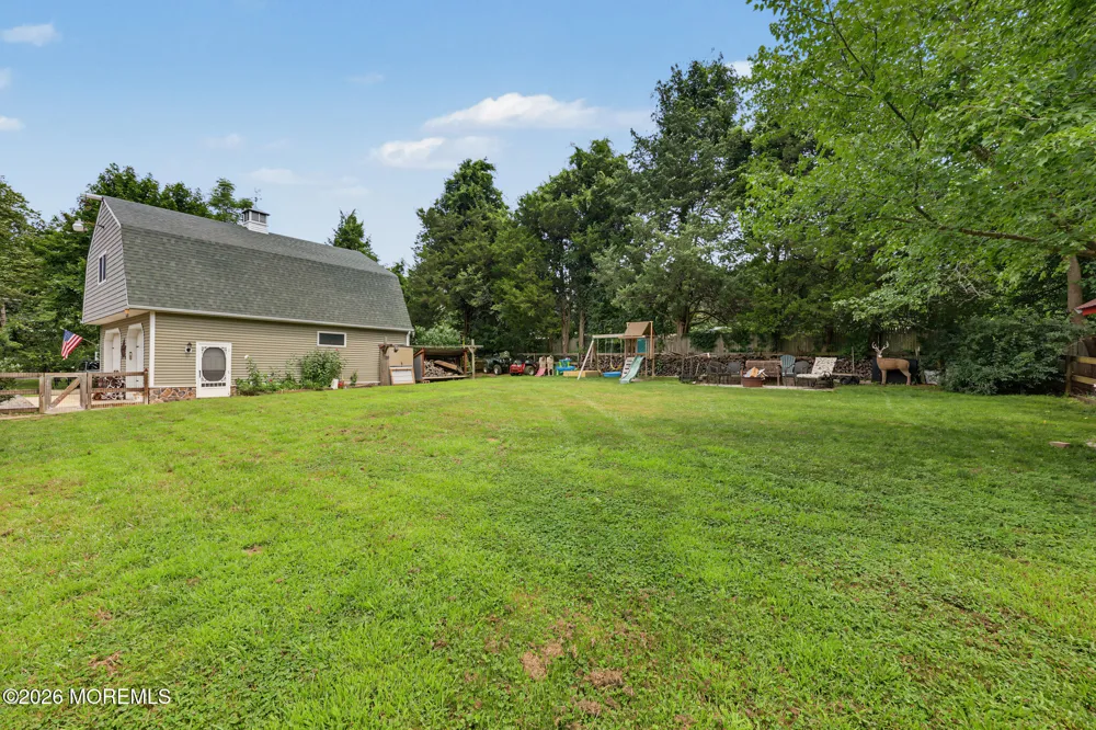 2 Woodruff Road New Egypt, NJ 08533