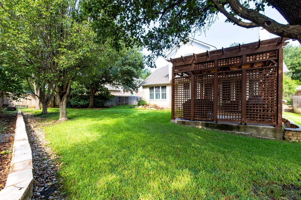 8202 Sunburst Parkway Round Rock, TX 78681