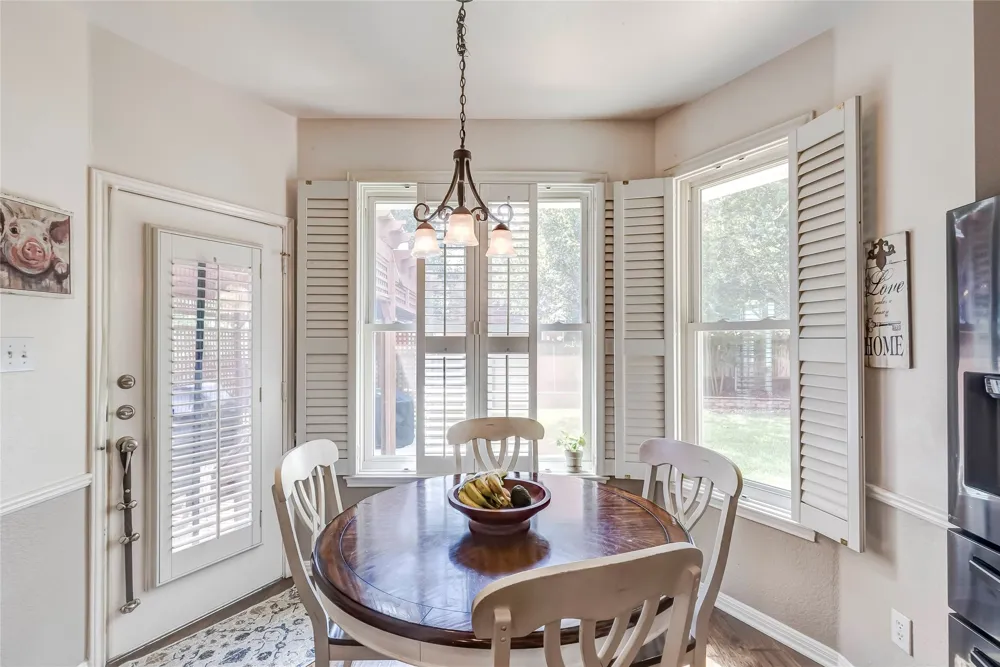 8202 Sunburst Parkway Round Rock, TX 78681