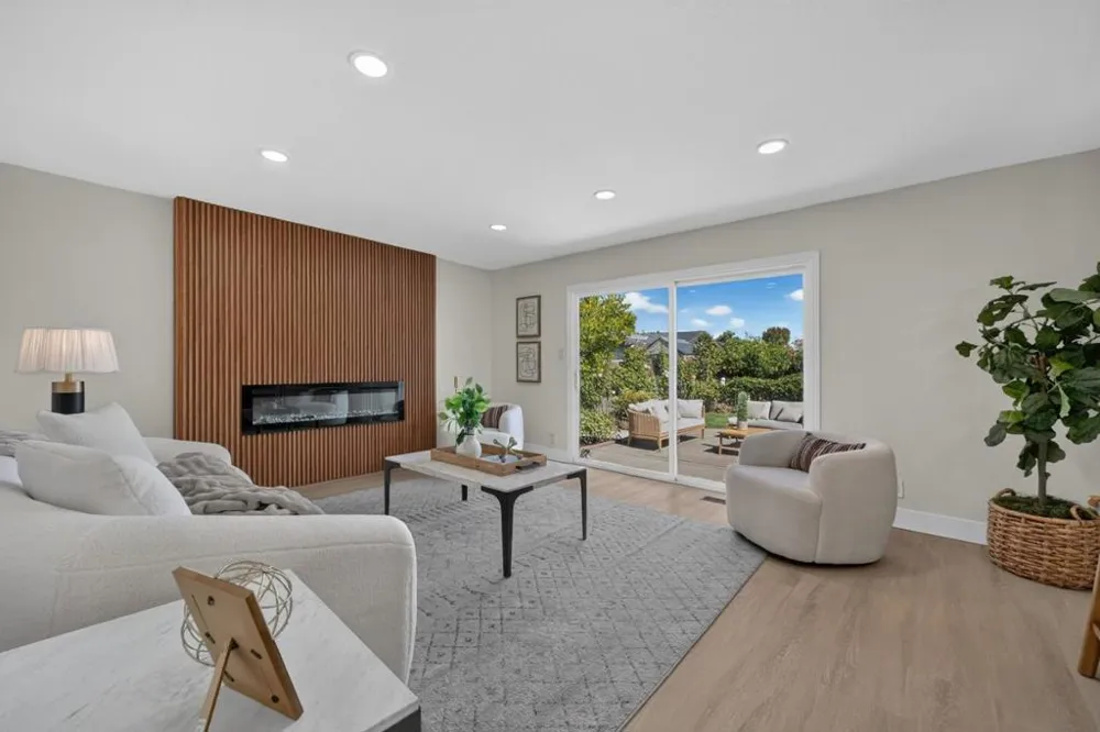 2589 Royal Ann Court Union City, CA 94587