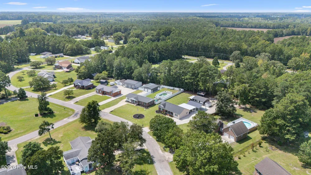 219 Oakwood Heights Drive Lumberton, NC 28358