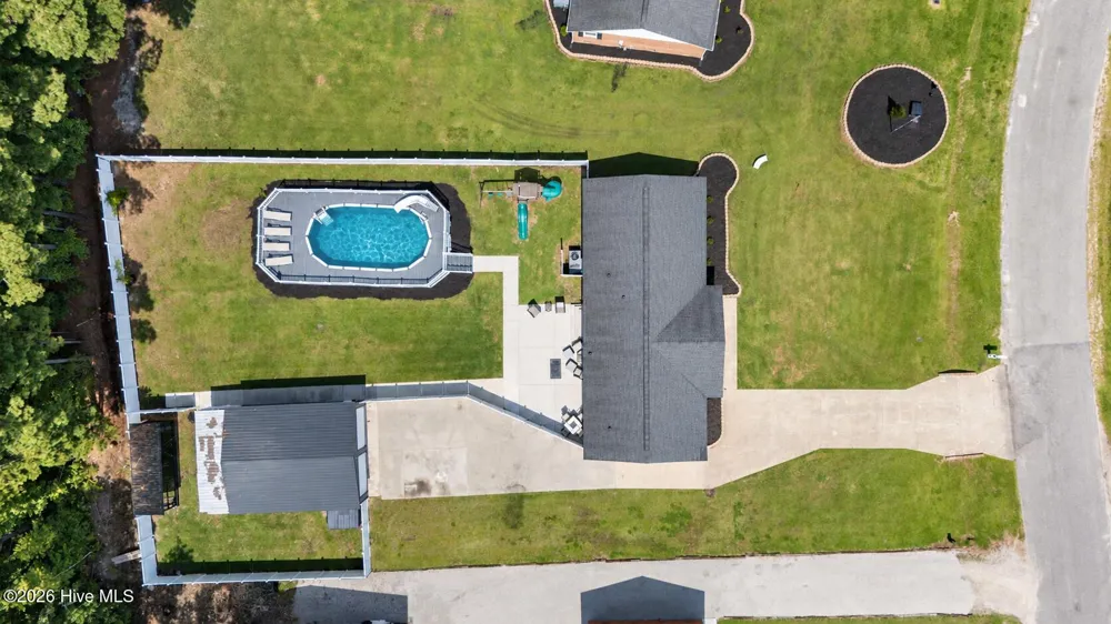 219 Oakwood Heights Drive Lumberton, NC 28358