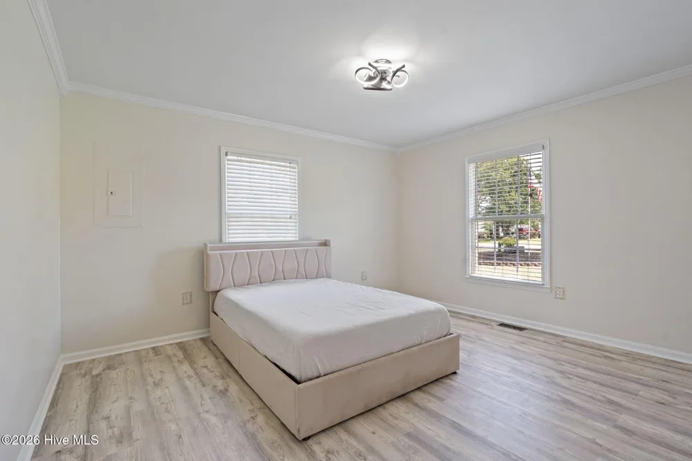 219 Oakwood Heights Drive Lumberton, NC 28358