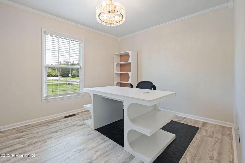 219 Oakwood Heights Drive Lumberton, NC 28358