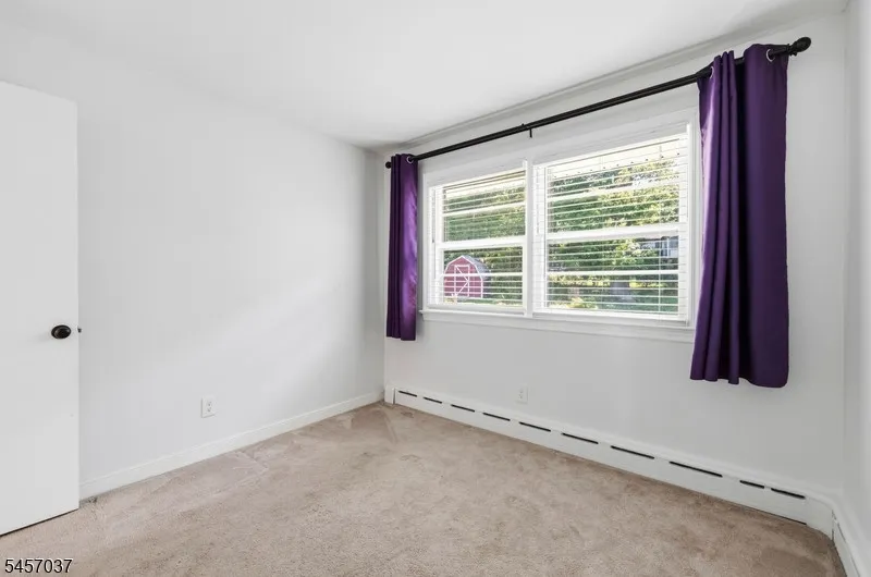 1015 Lakeview Dr Bridgewater, NJ 07920